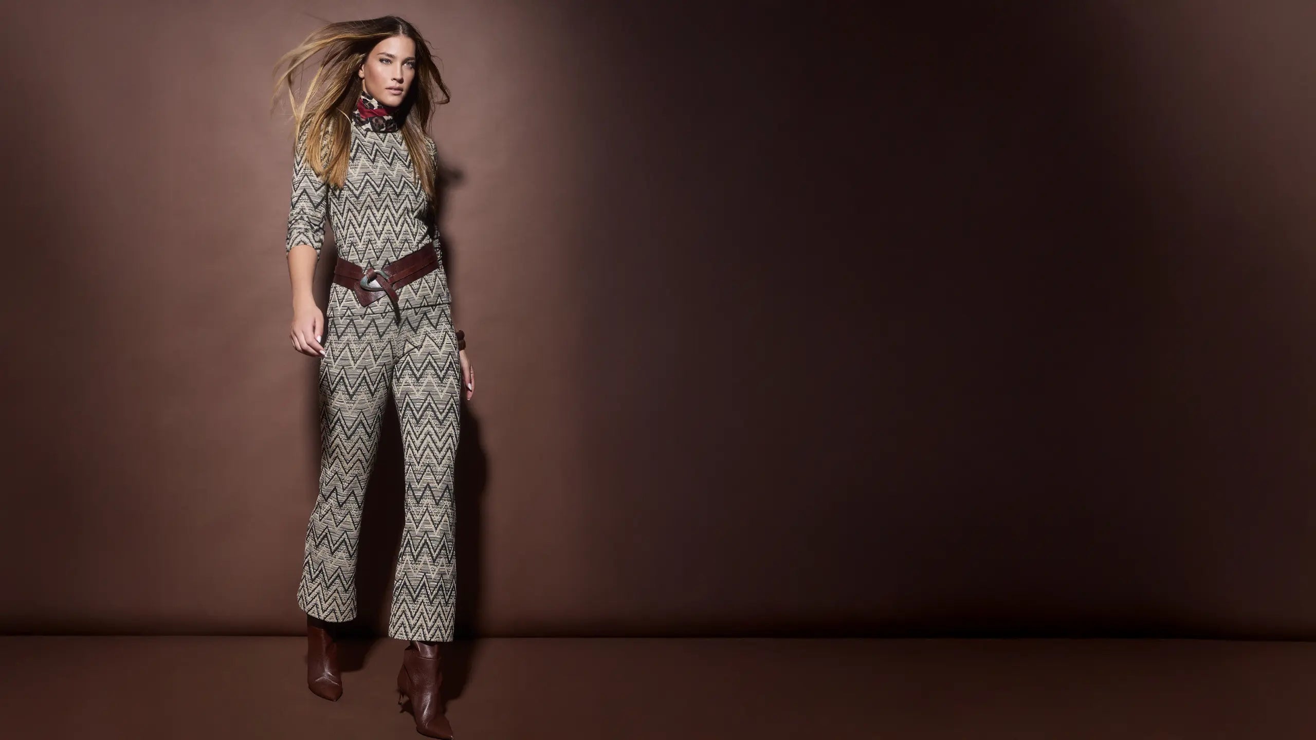 Ana Alcazar Zweiteiler Look - Zickzack Pullover mit Strickhose