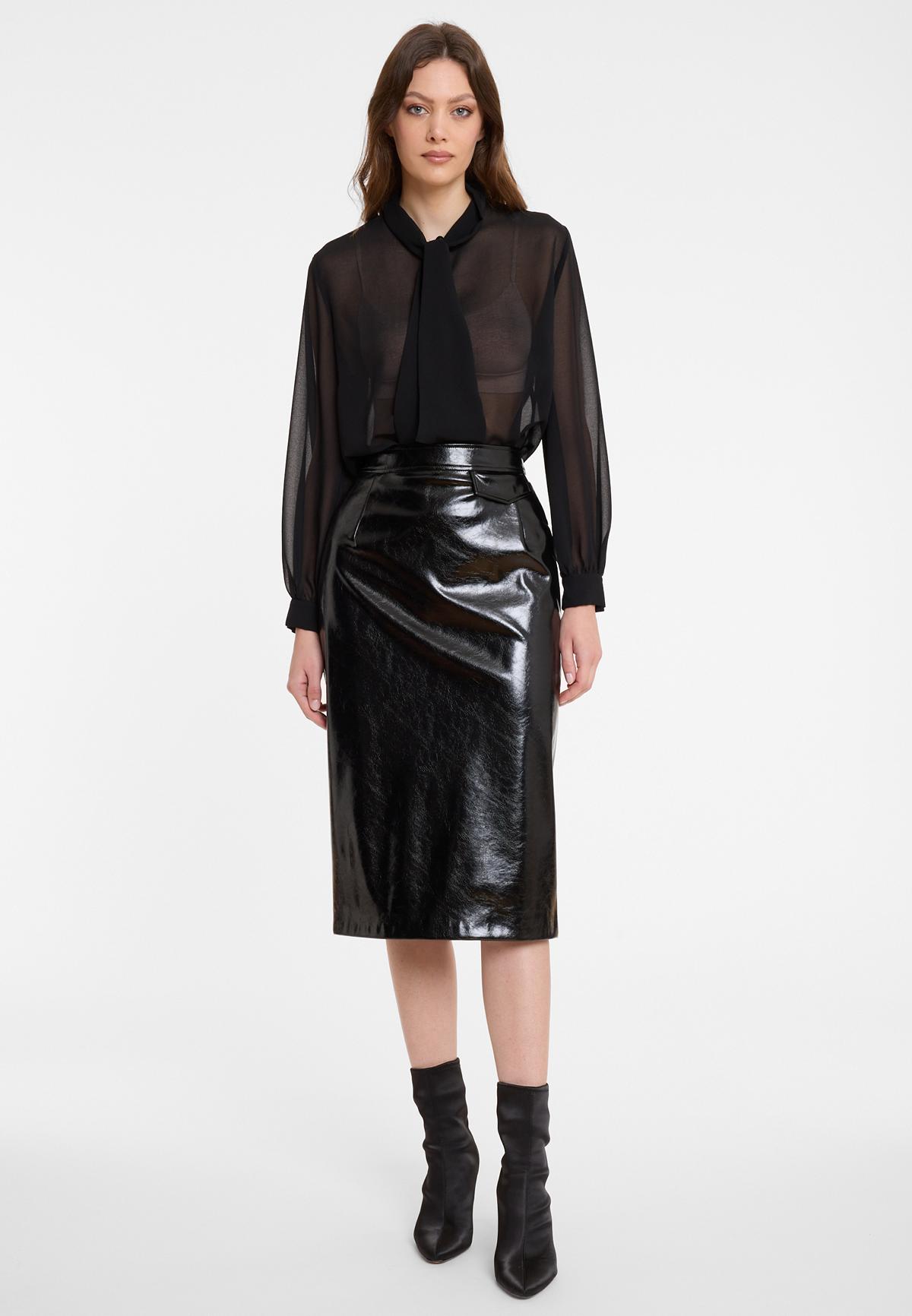 Acuna pencil skirt in shiny faux leather in black