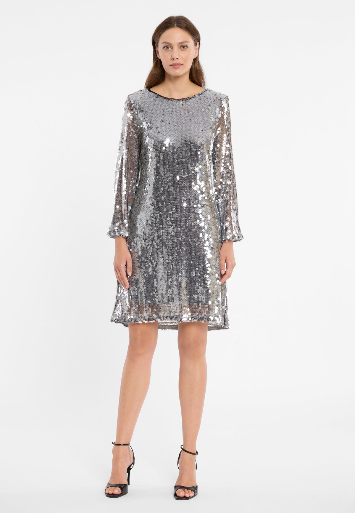 Silver sequinned dress Abda with trumpet sleeves Silver sequinned dress Abda with trumpet sleeves