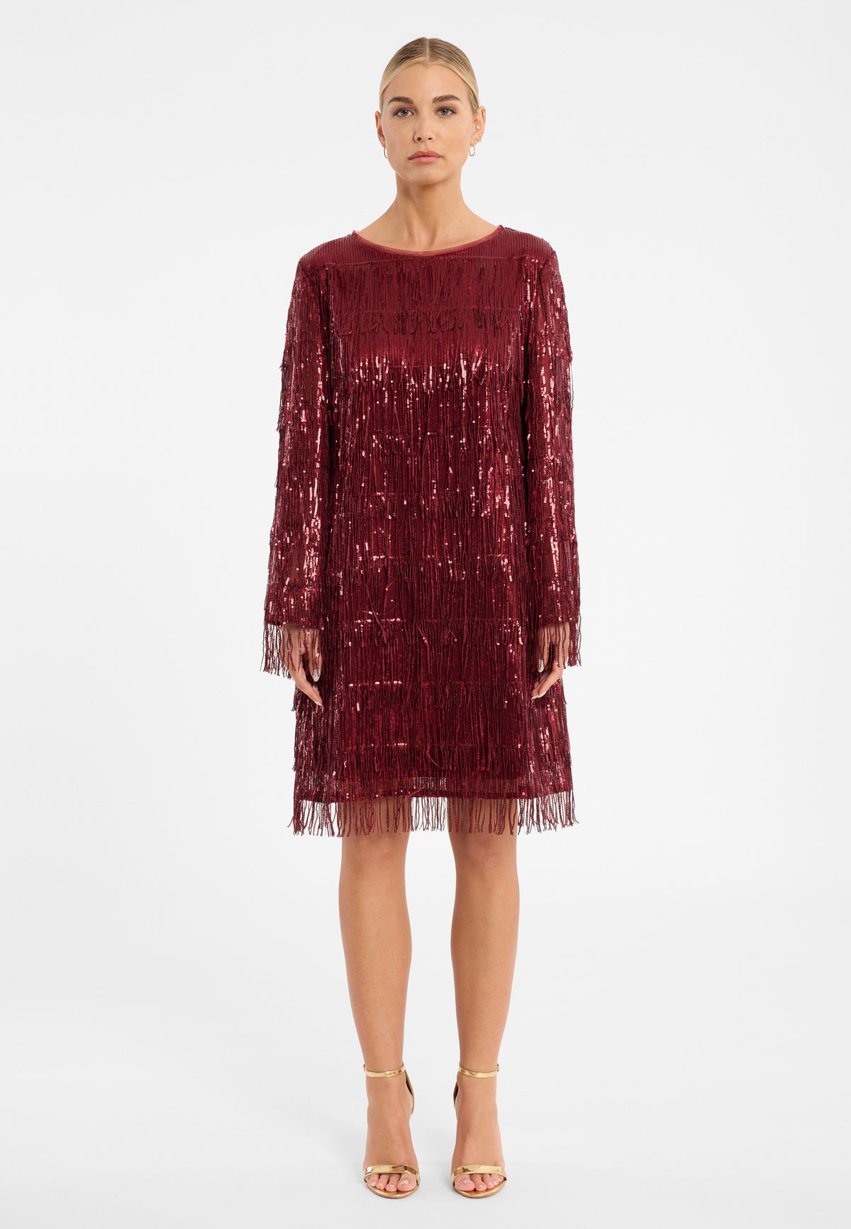 A-line sequin dress Cebora in bordeaux with long sleeves A-line sequin dress Cebora in bordeaux with long sleeves