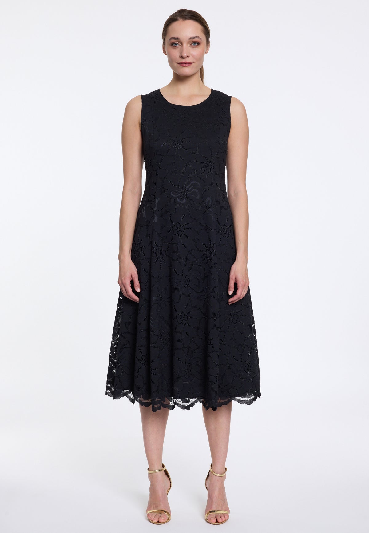 Sleeveless midi dress Duvia from black lace